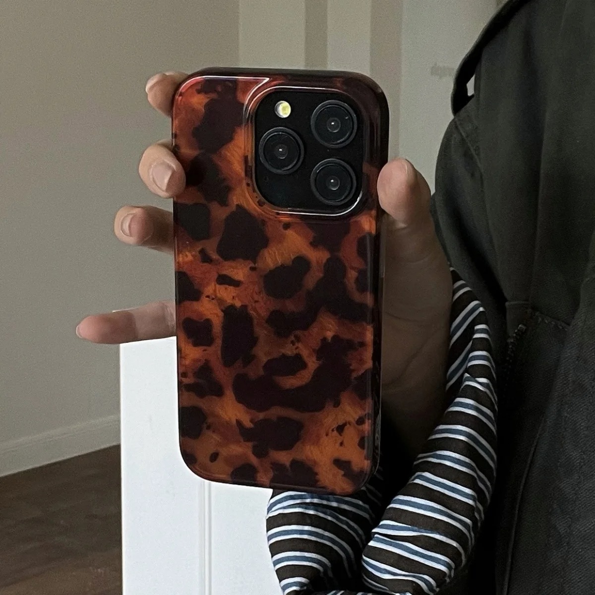 Retro Amber Texture Laser Phon - Phone Cases Online recension och pris