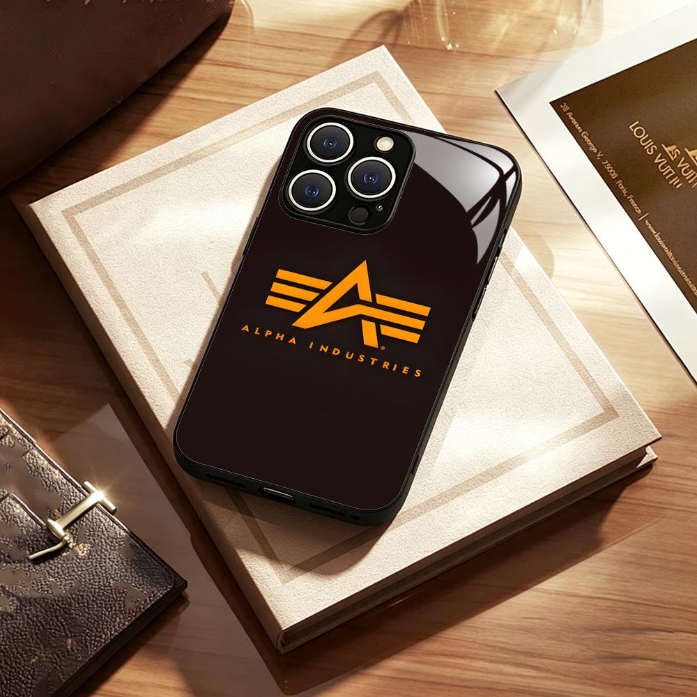 Vogue A-Alpha IndustriES LOOG  - Phone Cases Vogue recension och pris